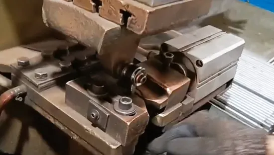 7701461141 Es2287rl Re-Es-4256 Autoaufhängung Teile Zahnstangenende Spurstangenkopf für Renault